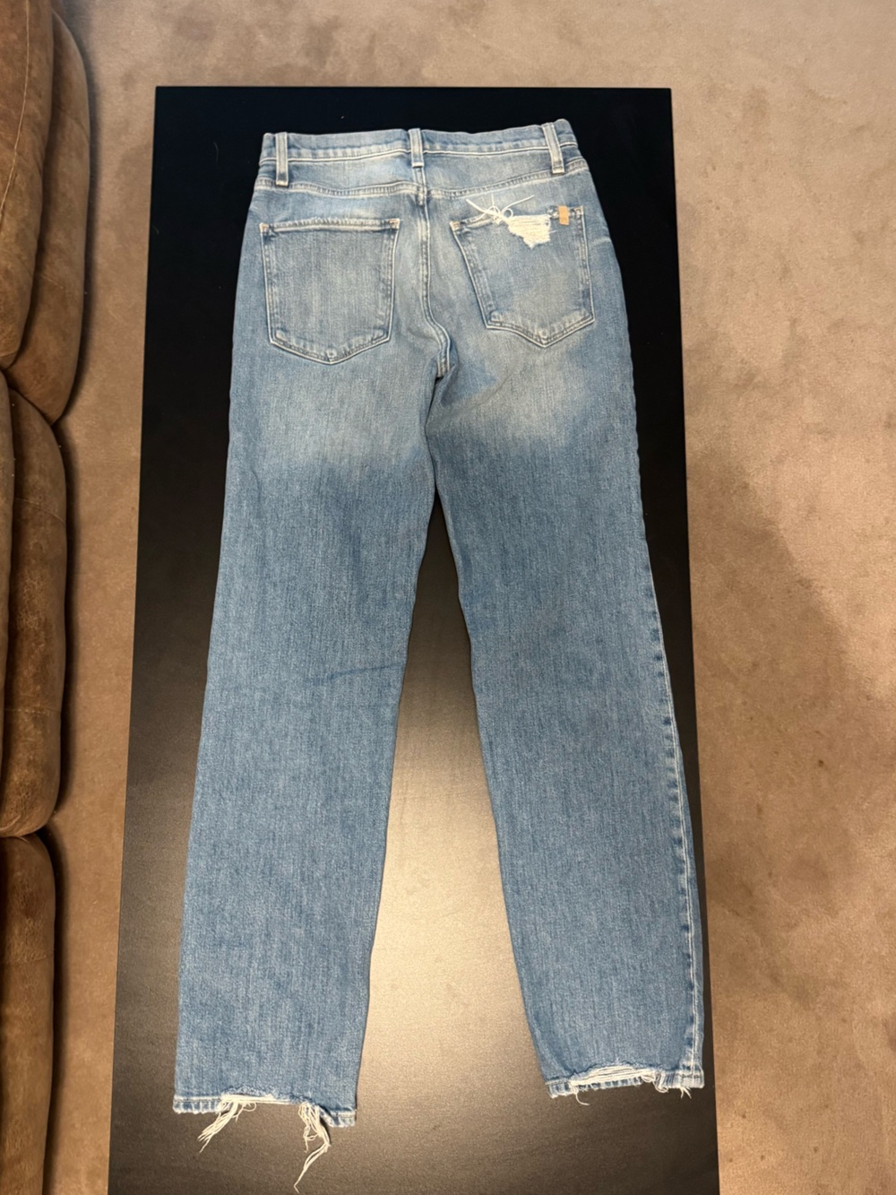 Joe’s Relaxed Mid Rise Jean - Picture 4 of 4